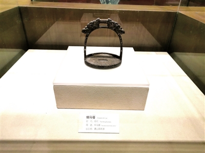 銅馬鐙